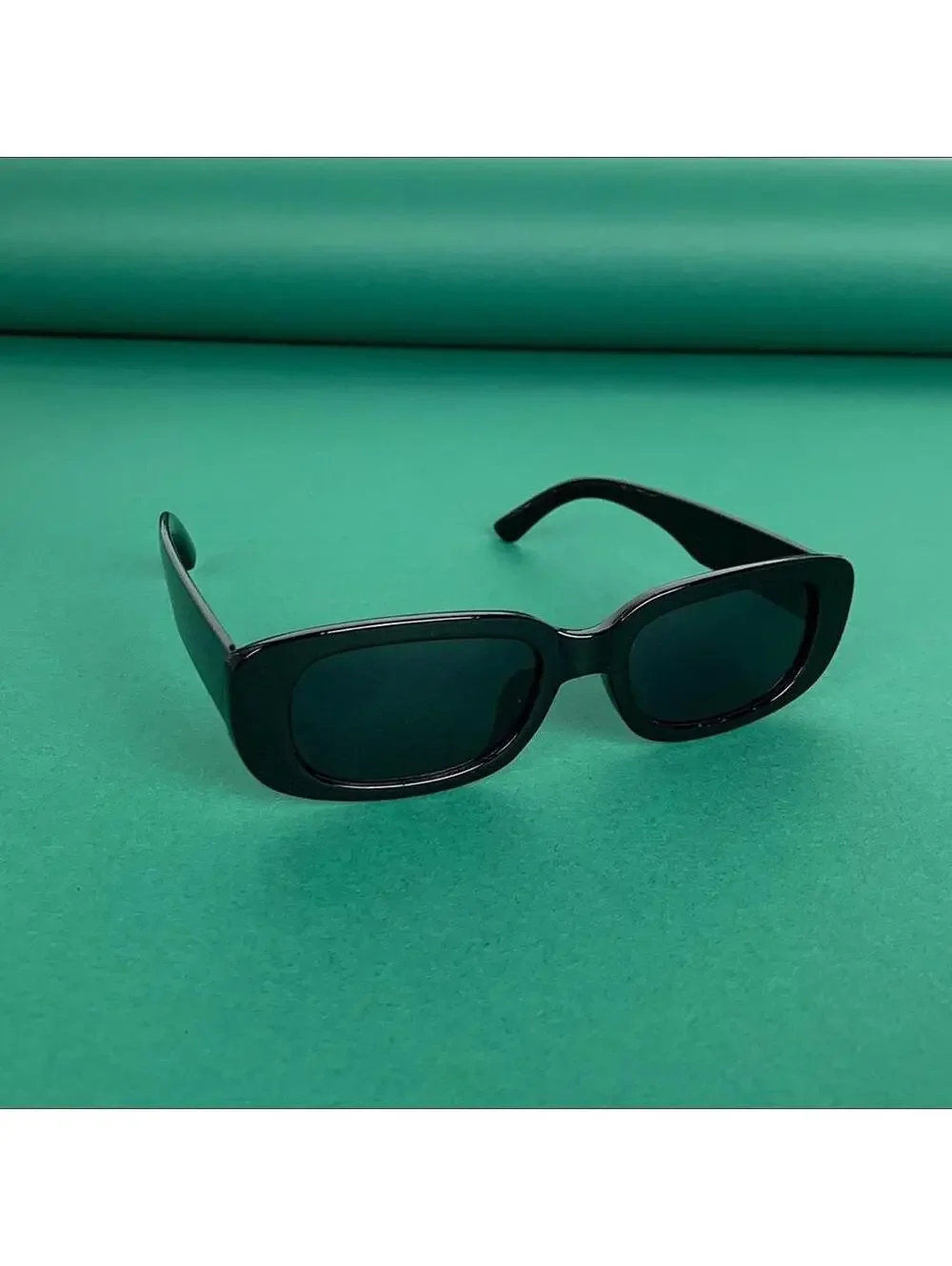 Vintage y2k style style black sunglasses. UVA UVB protection